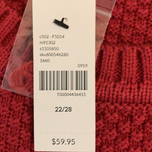Lane Bryant textured poncho with kangaroo pocket - Picture 7 of 7